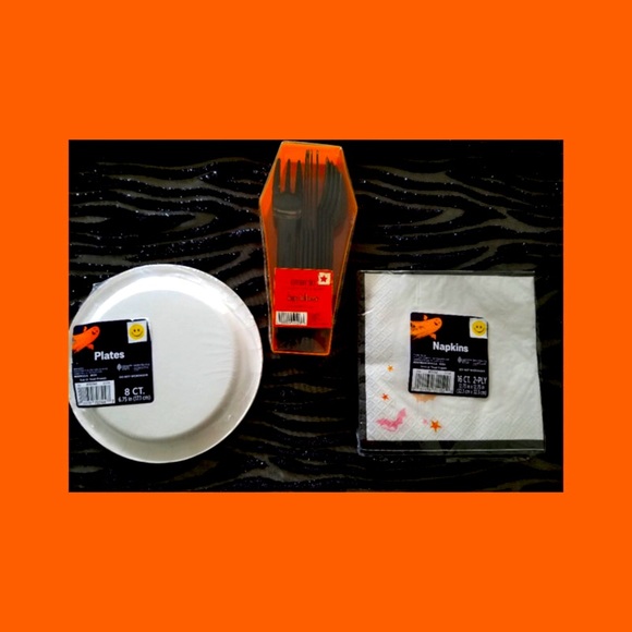 🎃Halloween 3-piece Party Table Set: Napkins, Plates & Cutlery NEW - Picture 7 of 12